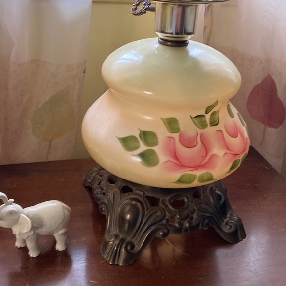 Antique Victorian hand painted gone with the wind globe lamp working - Picture 4 of 12